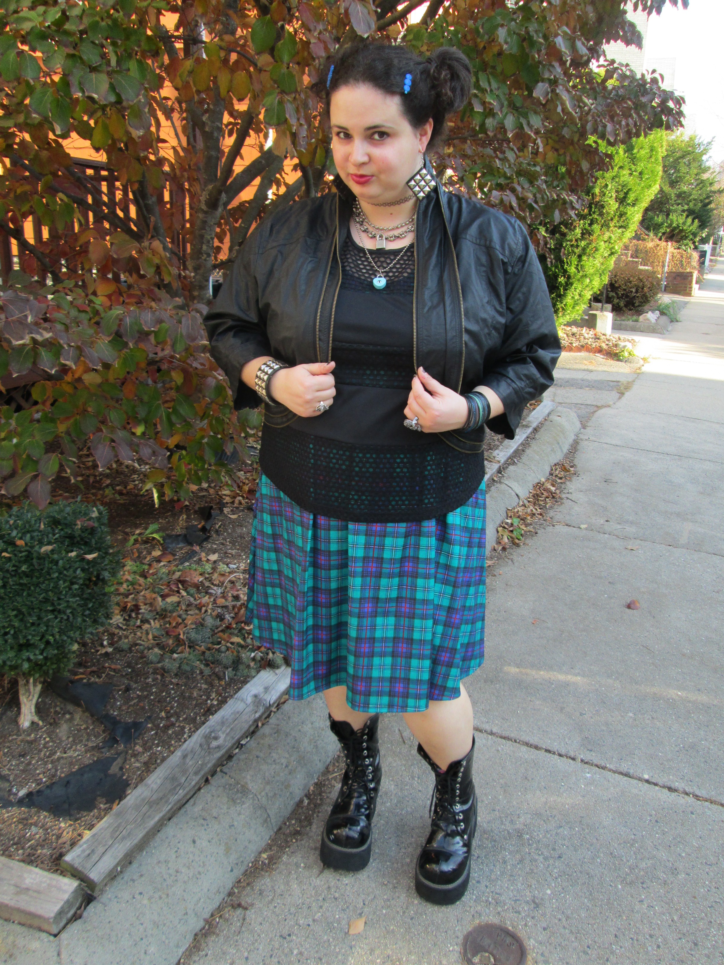 plus size combat boot outfit